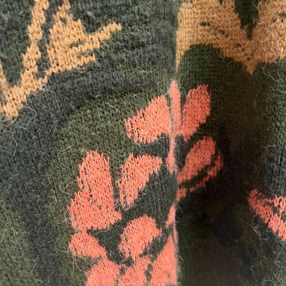 Vintage Fall Sweater - Picture 4 of 6